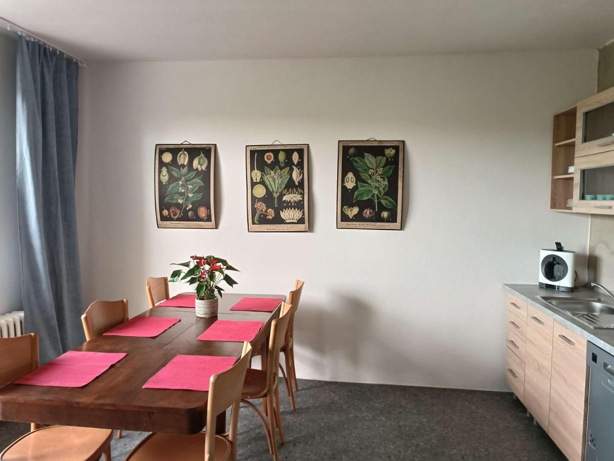 Apartmany Nad Splavem Znojmo Luaran gambar